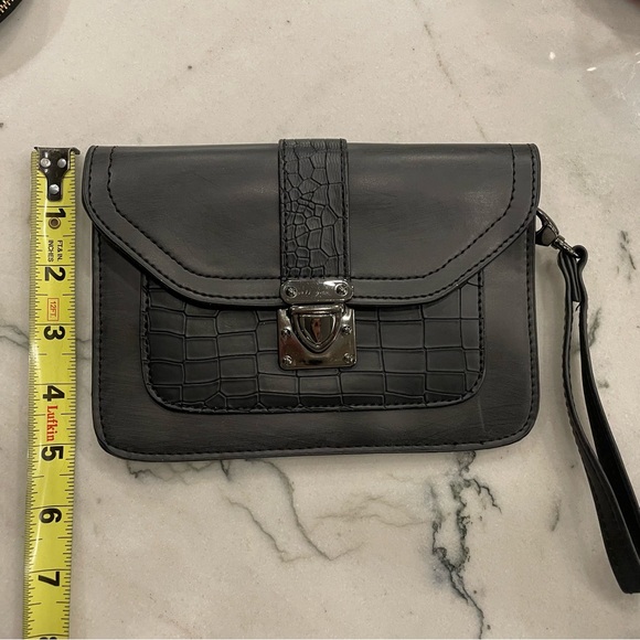 Nella Bella Black Vegan wristlet with crocodile accent and black metal clasp - Picture 5 of 5